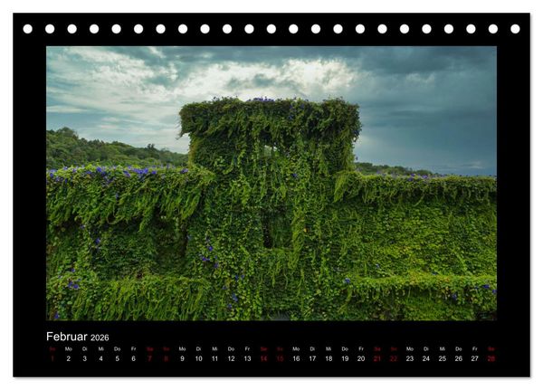 Produktbild: Morbider Charme - Vergessene Orte auf den Azoren - (Tischkalender 2026 DIN A5 quer), CALVENDO Monatskalender