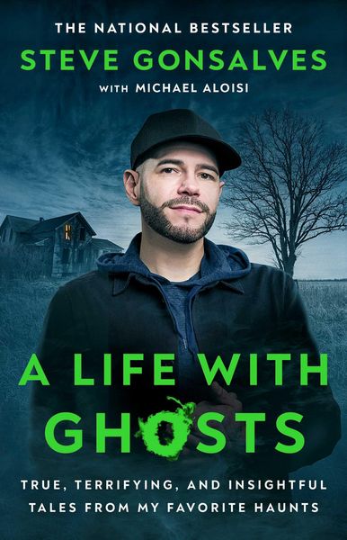 Produktbild: A Life with Ghosts