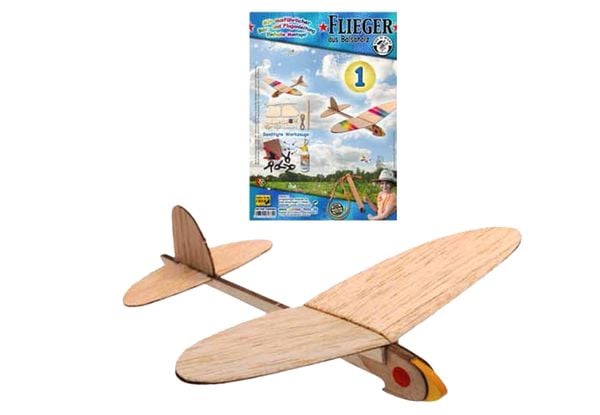 Kids at work: Flieger aus Balsaholz Nr. 1