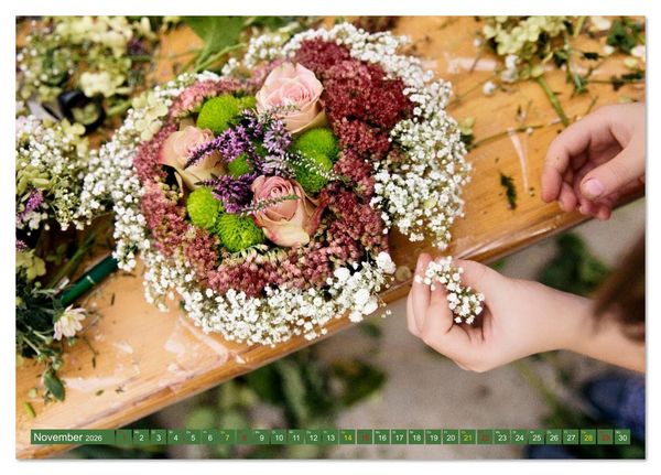 Produktbild: FLORISTIK - Im Reich der Blumen (Tischkalender 2026 DIN A5 quer), CALVENDO Monatskalender