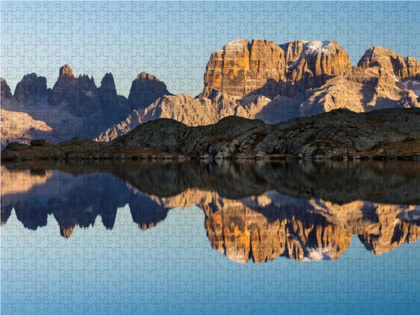 Produktbild: CALVENDO Puzzle Die Gipfel der Brenta Dolomiten spiegeln sich perfekt im Lago Nero. | 1000 Teile Lege-Gr&ouml;&szlig;e 64x48cm Foto-Puzzle f&uuml;r gl&uuml;ckliche Stunden