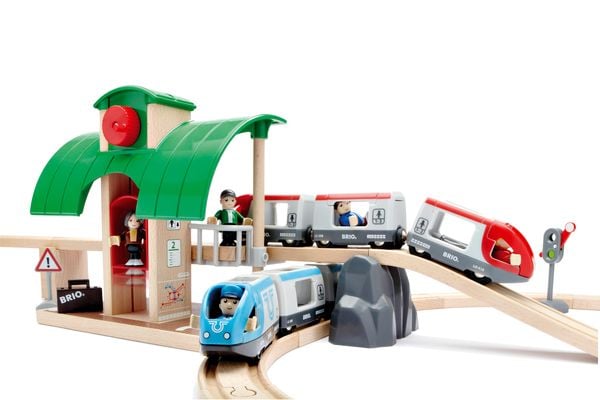 Produktbild: Brio Gro&szlig;es Bahn-Reisezug Set