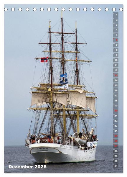 Produktbild: Segelromantik - Gro&szlig;segler auf der Ostsee (Tischkalender 2026 DIN A5 hoch), CALVENDO Monatskalender