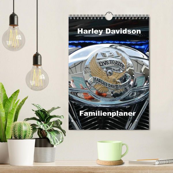 Produktbild: Harley Davidson Familienplaner (Wandkalender 2026 DIN A4 hoch), CALVENDO Monatskalender