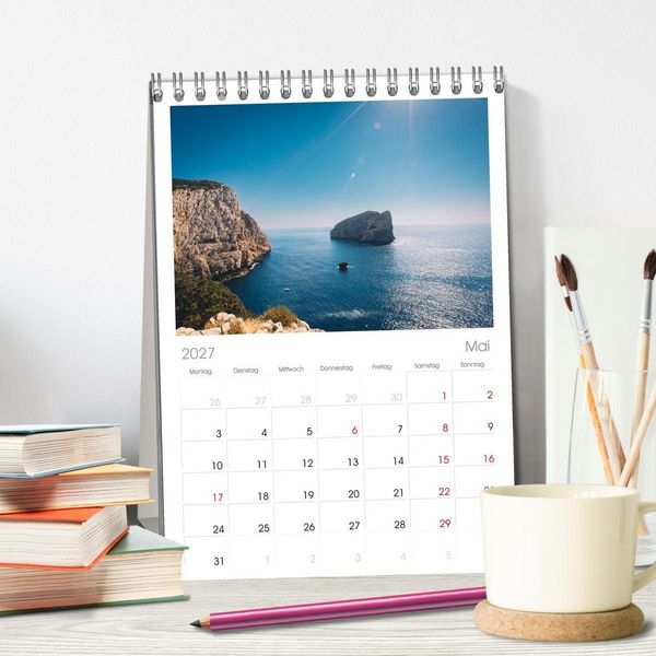 Produktbild: Tischplaner 2027 - Sardinien. Sch&ouml;ne Landschaften und bunte St&auml;dte. (A5 Tischkalender zum Aufstellen) CALVENDO