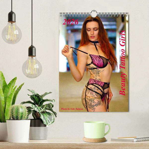 Produktbild: Beauty Tattoo Girls (Wandkalender 2026 DIN A4 hoch), CALVENDO Monatskalender