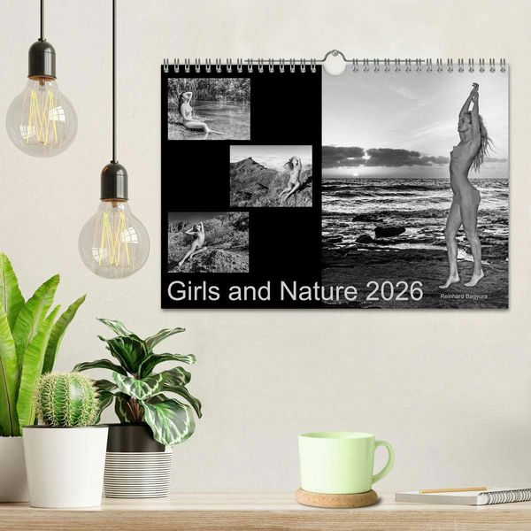 Produktbild: Girls and Nature (Wandkalender 2026 DIN A4 quer), CALVENDO Monatskalender