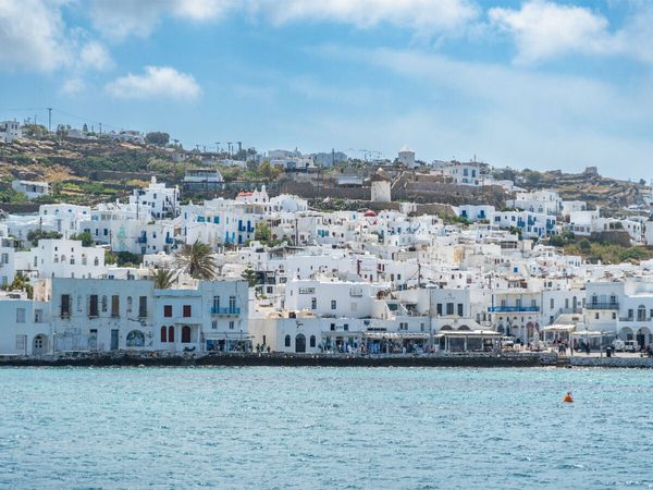 Produktbild: CALVENDO Puzzle Wei&szlig;e H&auml;user auf Mykonos - Griechenlands K&uuml;stenidylle in der &Auml;g&auml;is | 1000 Teile Lege-Gr&ouml;&szlig;e 64x48cm Foto-Puzzle f&uuml;r gl&uuml;ckliche Stunden