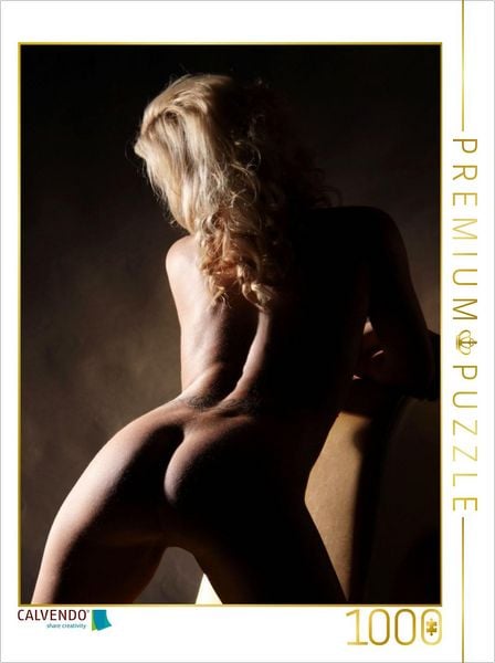 CALVENDO Puzzle Blonder Hüftschwung | 1000 Teile Lege-Größe 64x48cm Foto-Puzzle für glückliche Stunden