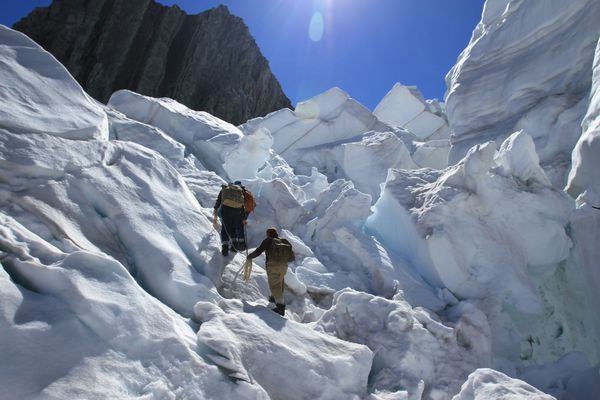Produktbild: Beyond the Edge - Sir Edmund Hillarys Aufstieg zum Gipfel des Everest  (inkl. 2D-Version)