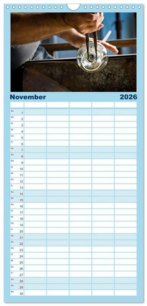 Produktbild: Familienplaner 2026 - Glasblasen filigranes Handwerk mit 5 Spalten (Wandkalender, 21 x 45 cm) CALVENDO