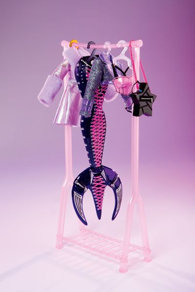 MGA 585206EUC - Mermaze Mermaidz Fashion Fins, MORRA, Meerjungfrau-Puppe  mit … - Bei bücher.de