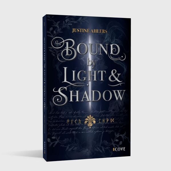 Produktbild: Chronicles of Blood & Betrayal 1: Bound by Light & Shadow