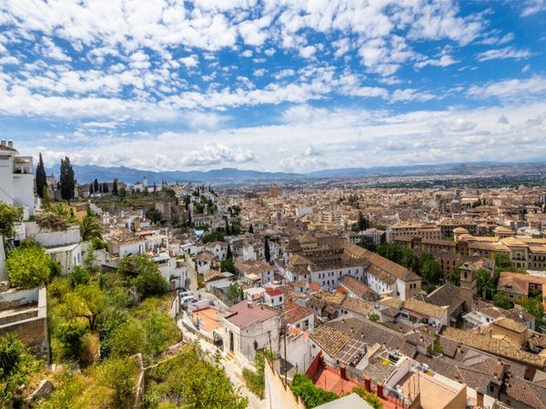 Produktbild: CALVENDO Puzzle Der Blick auf die Altstadt Granada | 1000 Teile Lege-Gr&ouml;&szlig;e 64x48cm Foto-Puzzle f&uuml;r gl&uuml;ckliche Stunden
