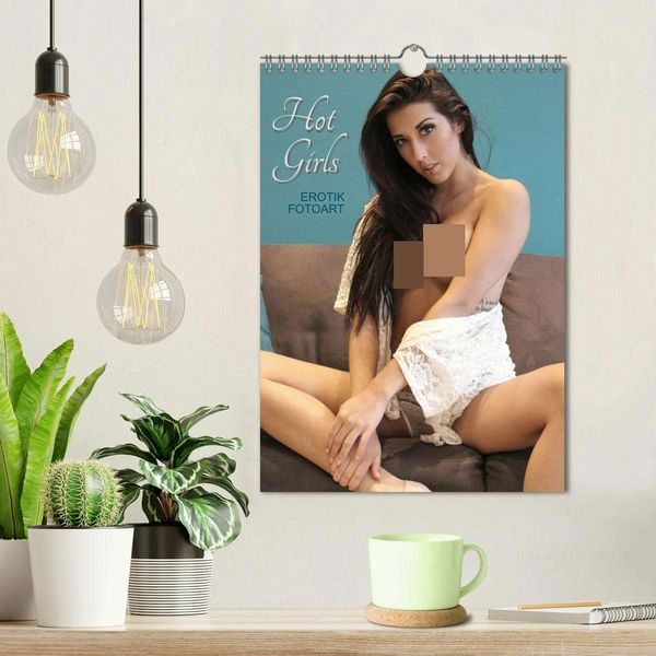Produktbild: Erotik Fotoart Hot Girls (Wandkalender 2026 DIN A4 hoch), CALVENDO Monatskalender