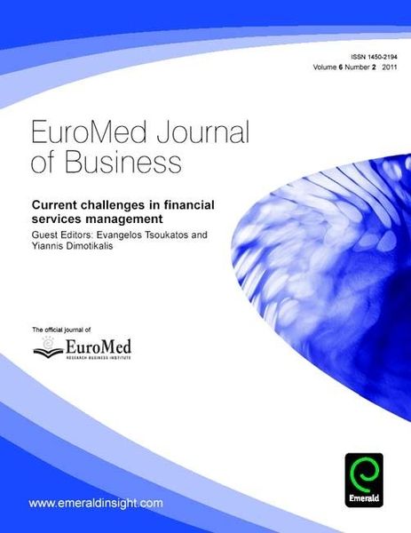 Produktbild: Current challenges in financial services management