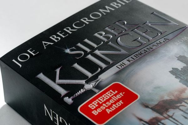 Produktbild: Silberklingen - Die Klingen-Saga