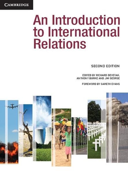 Produktbild: Introduction to International Relations