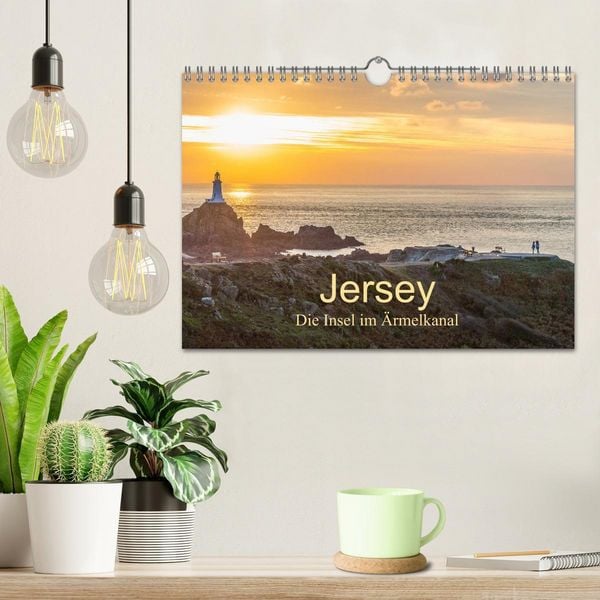 Produktbild: Jersey - Die Insel im &Auml;rmelkanal (Wandkalender 2026 DIN A4 quer), CALVENDO Monatskalender