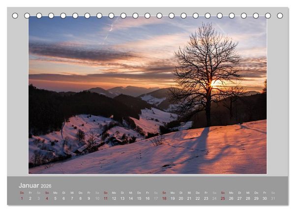 Produktbild: Schweiz - Impressionen der idyllischen Bergwelt im Laufe der Jahreszeiten (Tischkalender 2026 DIN A5 quer), CALVENDO Monatskalender