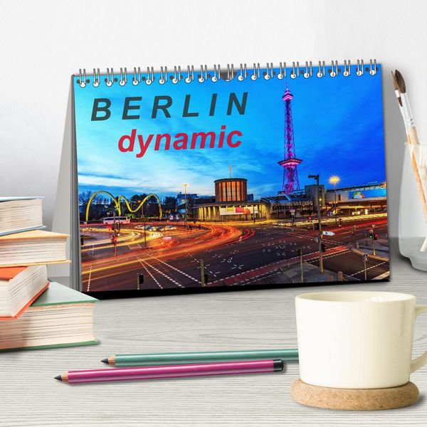 Produktbild: Berlin dynmaic (Tischkalender 2026 DIN A5 quer), CALVENDO Monatskalender