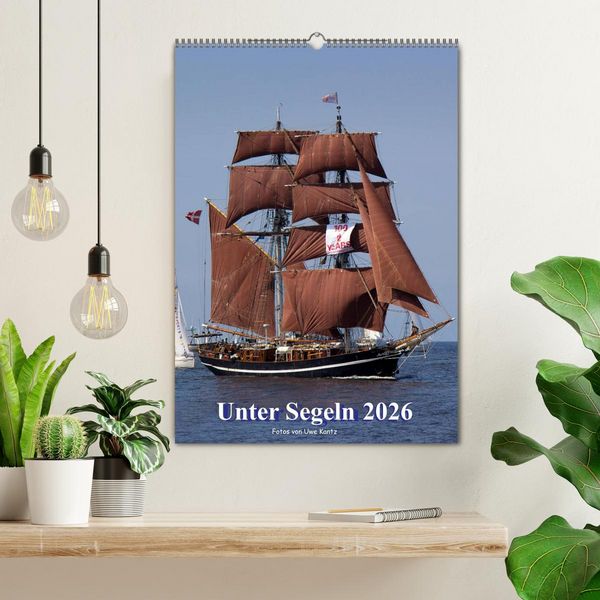 Produktbild: Unter Segeln (Wandkalender 2026 DIN A2 hoch), CALVENDO Monatskalender