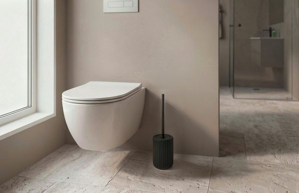 Produktbild: Keramik WC-Garnitur Mod. Belluno Schwarz, mit Soft-Touch Oberfl&auml;che