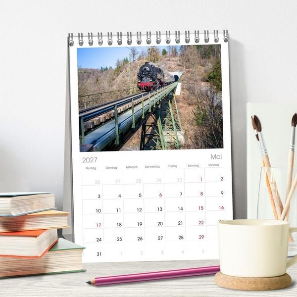 Produktbild: Tischplaner 2027 - Dampflokomotiven im Harz - Eine Reise in die goldene &Auml;ra der Eisenbahn (A5 Tischkalender zum Aufstellen) CALVENDO