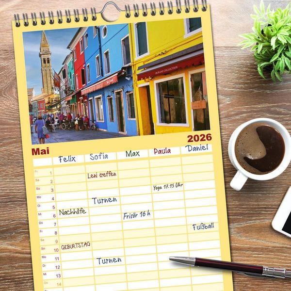 Produktbild: Familienplaner 2026 - Bunt Bunter Burano mit 5 Spalten (Wandkalender, 21 x 45 cm) CALVENDO