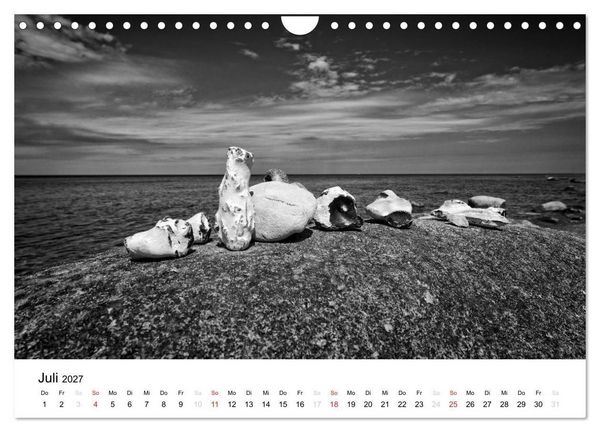 Produktbild: Ostseebad Zingst - Impressionen in Schwarz-Wei&szlig; (Wandkalender 2027 DIN A4 quer), CALVENDO Monatskalender