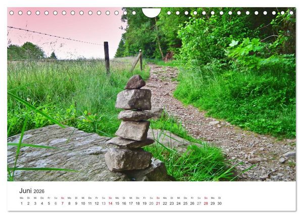 Produktbild: Wege durchs Jahr- Zitate begleiten auf romantisch sch&ouml;nen Wegen (Wandkalender 2026 DIN A4 quer), CALVENDO Monatskalender