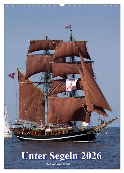 Unter Segeln (Wandkalender 2026 DIN A2 hoch), CALVENDO Monatskalender