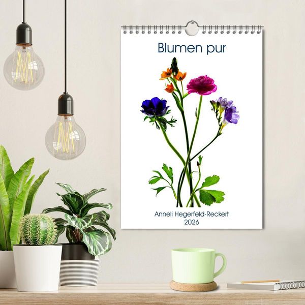 Produktbild: Blumen pur (Wandkalender 2026 DIN A4 hoch), CALVENDO Monatskalender