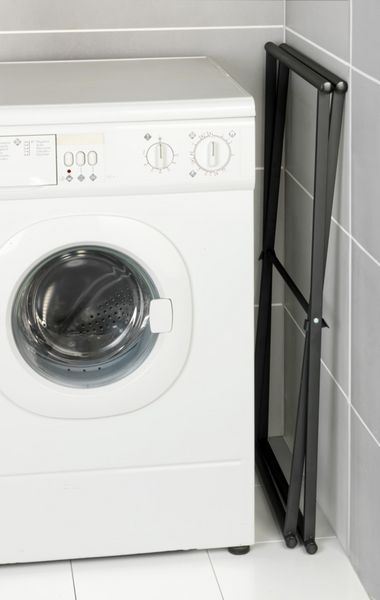 Produktbild: Handtuchst&auml;nder Mod. Lava Schwarz matt, platzsparend klappbar