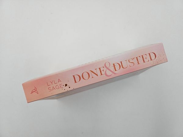 Produktbild: Done and Dusted