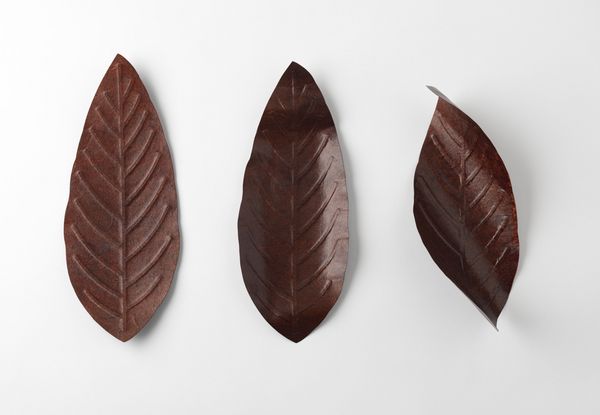 Produktbild: Flexible Hanji-Papierschale Blatt Braun &ndash; Ablage / Servierschale aus koreanischem Hanji-