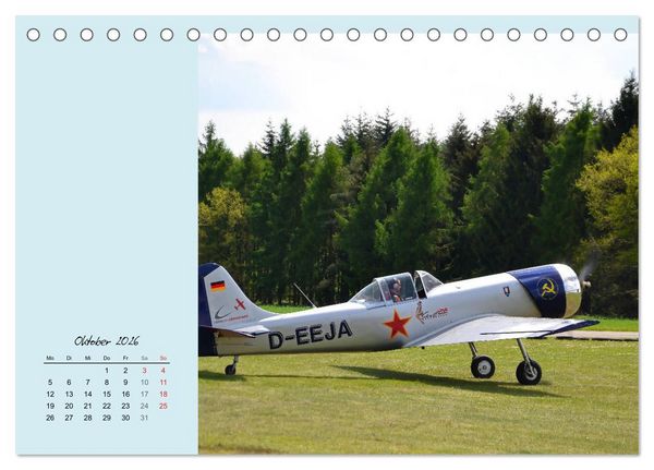 Produktbild: Sportliche Kunstflieger (Tischkalender 2026 DIN A5 quer), CALVENDO Monatskalender