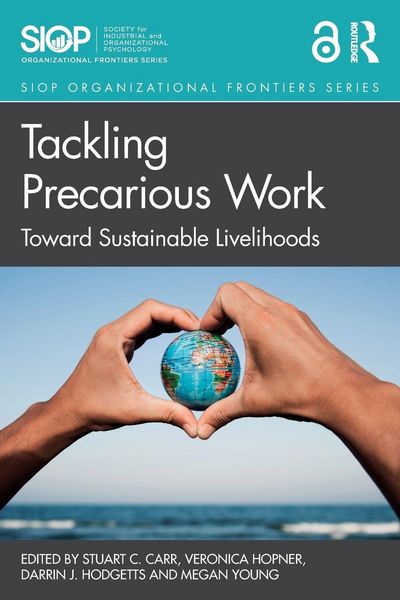 Produktbild: Tackling Precarious Work