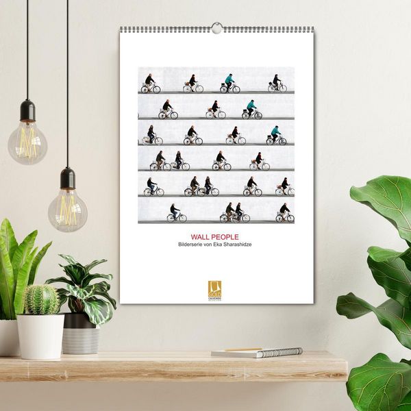 Produktbild: Wall People - Bilderserie von Eka Sharashidze (Wandkalender 2026 DIN A2 hoch), CALVENDO Monatskalender