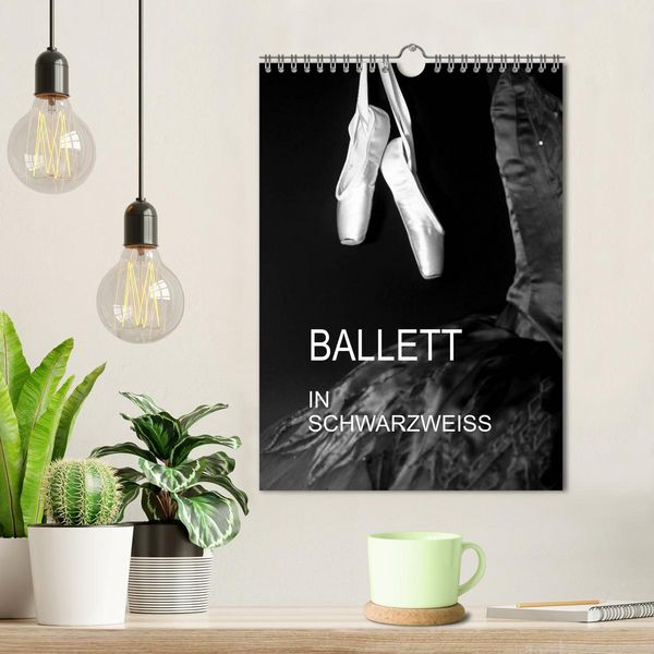 Produktbild: Ballett in Schwarzweiss (Wandkalender 2026 DIN A4 hoch), CALVENDO Monatskalender