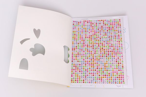 Produktbild: Mein Malbuch mit bunten Glitzersteinen. Einh&ouml;rner (Mit &uuml;ber 1.000 Glitzersteinen)