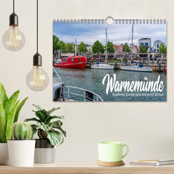Produktbild: Warnem&uuml;nde - Sommer, Sonne und Sand im Schuh (Wandkalender 2026 DIN A4 quer), CALVENDO Monatskalender