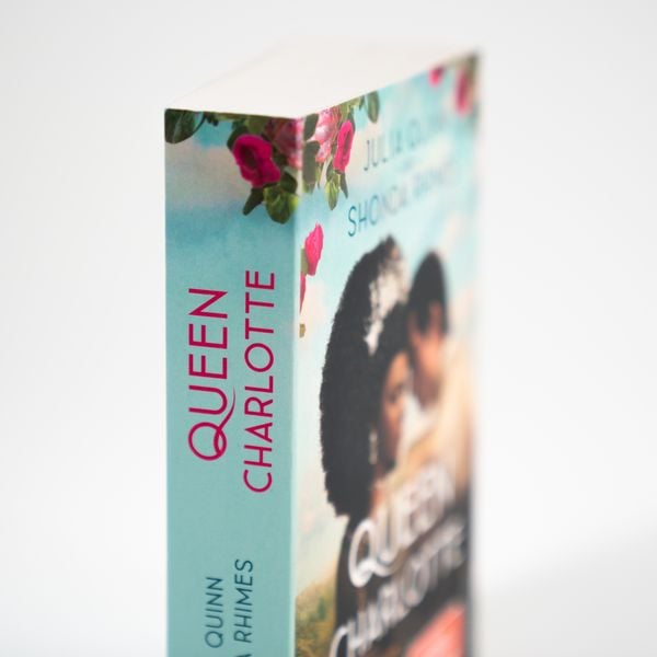 Produktbild: Queen Charlotte – Bevor es die Bridgertons gab, veränderte diese Liebe die Welt