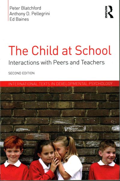 Produktbild: The Child at School