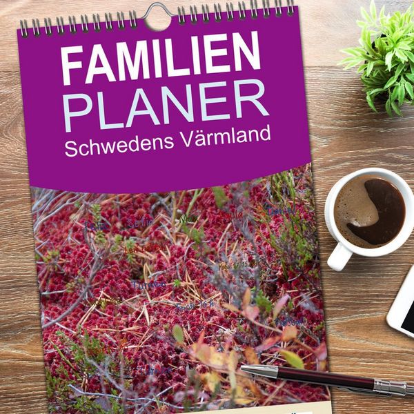 Produktbild: Familienplaner 2026 - Schwedens V&auml;rmland mit 5 Spalten (Wandkalender, 21 x 45 cm) CALVENDO