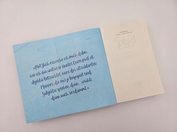 Produktbild: The Play &ndash; Spiel mit dem Feuer