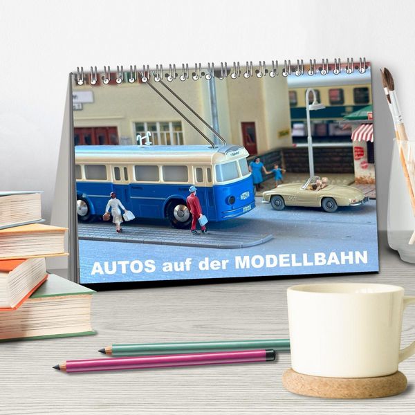 Produktbild: Autos auf der Modellbahn (Tischkalender 2026 DIN A5 quer), CALVENDO Monatskalender