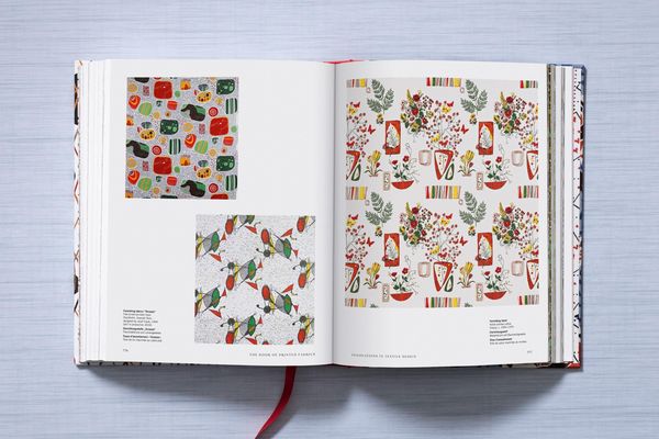 Produktbild: The Book of Printed Fabrics
