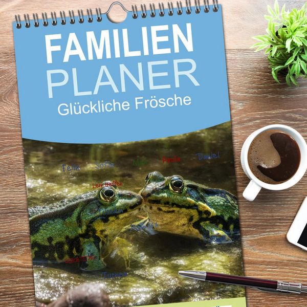 Produktbild: Familienplaner 2026 - Gl&uuml;ckliche Fr&ouml;sche mit 5 Spalten (Wandkalender, 21 x 45 cm) CALVENDO