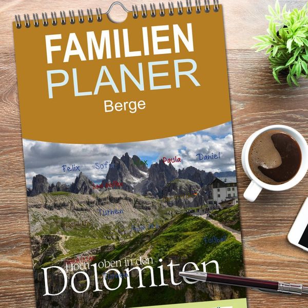 Produktbild: Familienplaner 2026 - Hoch oben in den DOLOMITEN mit 5 Spalten (Wandkalender, 21 x 45 cm) CALVENDO